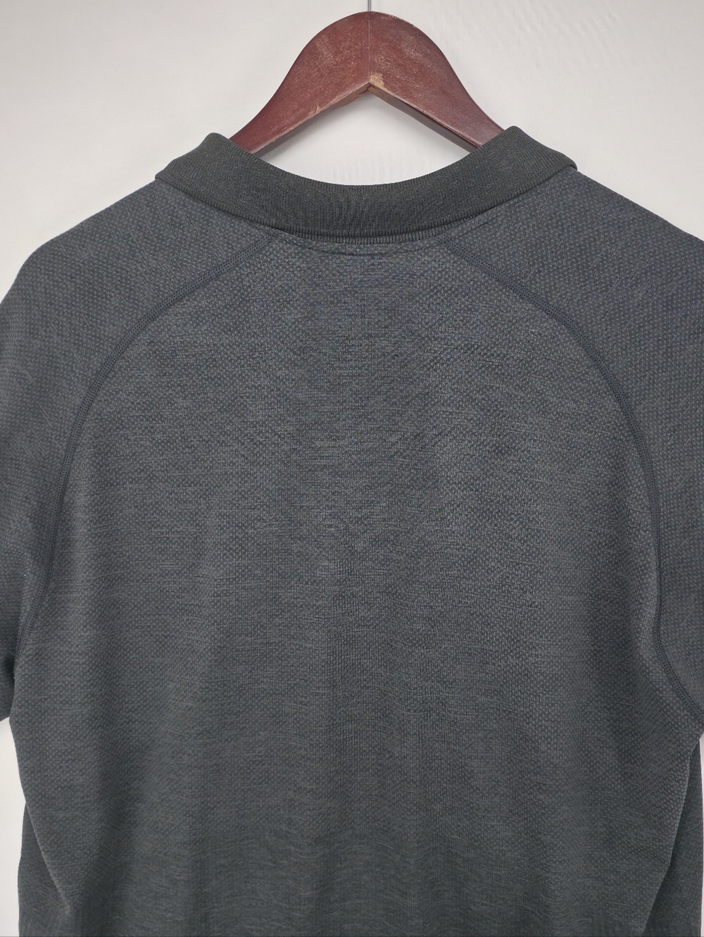 Lululemon Mens Polo Shirt XL Black Stretch Performance Golf Athletic Casual - Picture 7 of 10